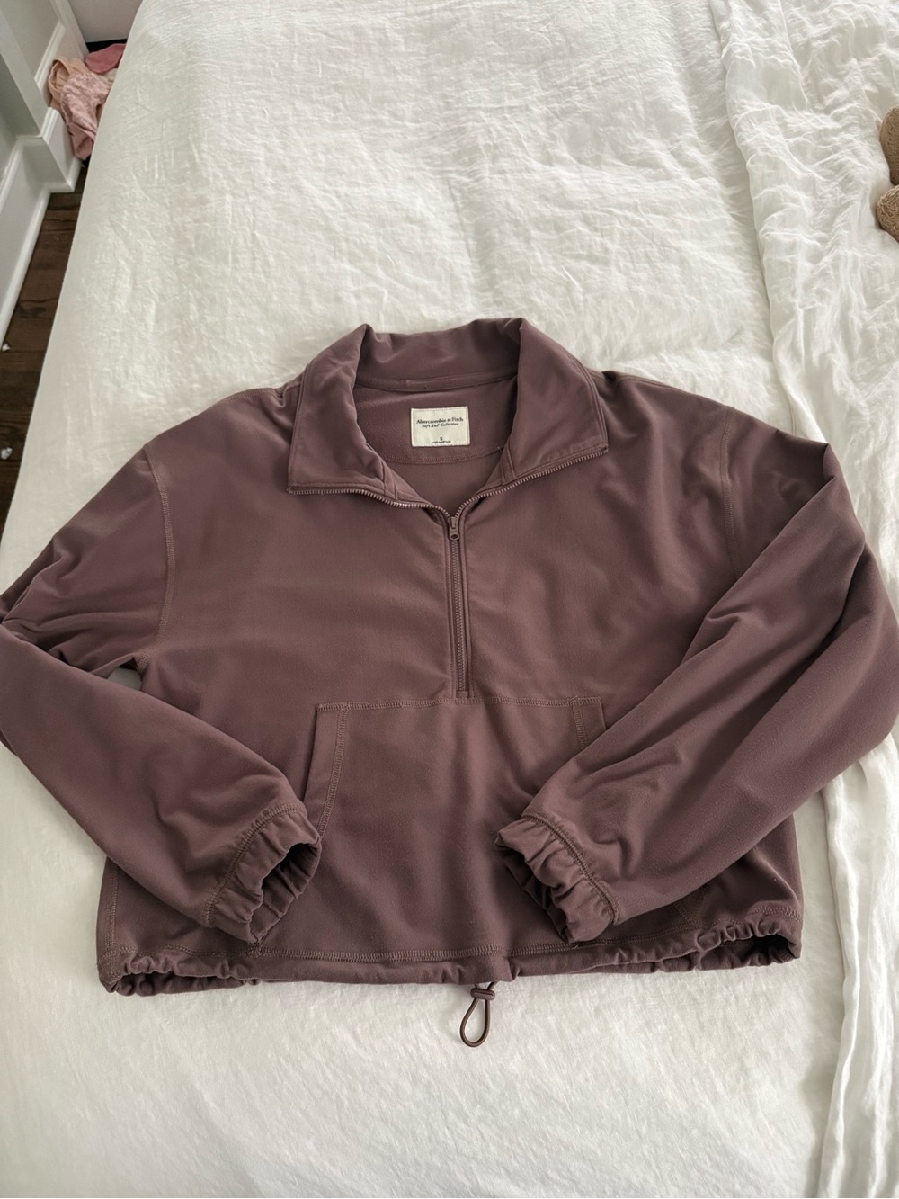 Abercrombie quarter zip pullover size small